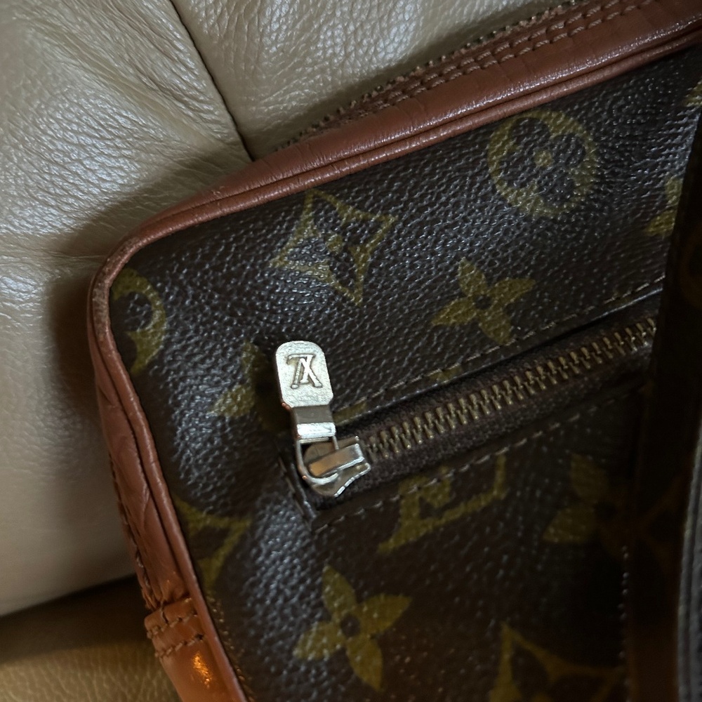 VINTAGE GORGEOUS Sport Sac Monogram Crossbody🧡🤎 - Picture 13 of 16